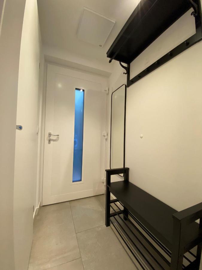 Charming Townhouse Directly By Metro Appartement